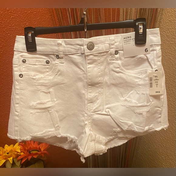New-Aeropostale Vintage High Rise White Shorty Distressed Shorts - Picture 3 of 8